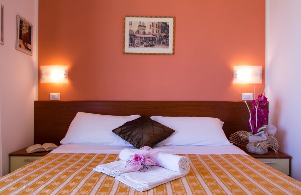 Hotel Villa Sole Resort ベラーリア・イジェア・マリーナ 部屋 写真